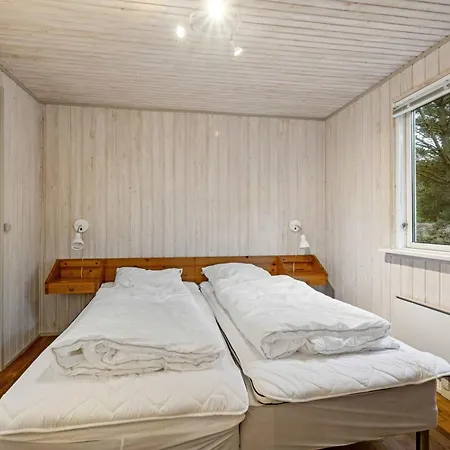 Tatil Evi Nature-focused Near Sea And Beaches