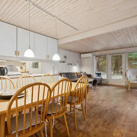 Naturnært Tæt På Vadehav Og Strande Bolilmark