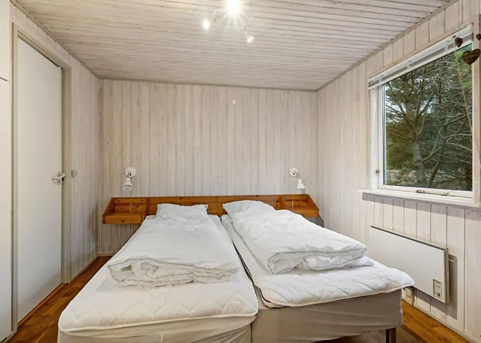 Tatil Evi Nature-focused Near Sea And Beaches