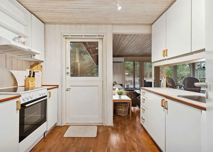 Tatil Evi Nature-focused Near Sea And Beaches *