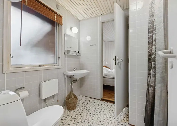 Nature-focused Near Sea And Beaches * Bolilmark