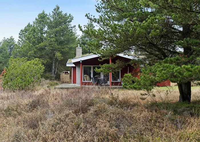 Nature-focused Near Sea And Beaches * Bolilmark